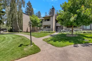 Photo #1: 221079289 Listing