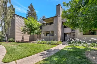 Photo #2: 221079289 Listing