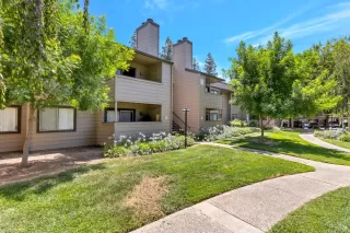 Photo #4: 221079289 Listing