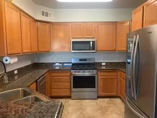 Photo #4: 221079411 Listing