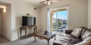 Photo #3: 221079992 Listing