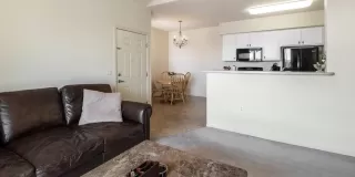 Photo #5: 221079992 Listing