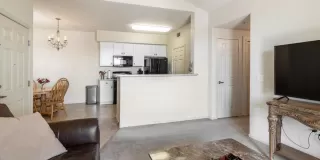 Photo #6: 221079992 Listing