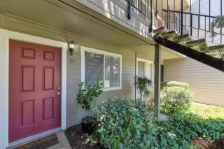 Photo #3: 221080610 Listing 