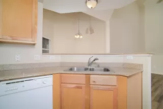 Photo #6: 221080620 Listing