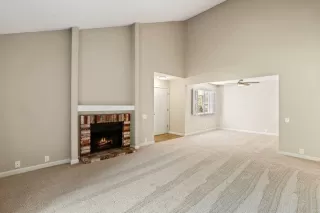 Photo #1: 221081107 Listing