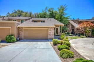 Photo #2: 221081403 Listing 