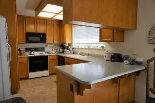 Photo #1: 221081576 Listing 