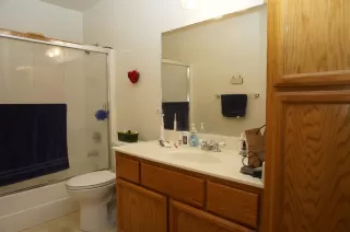 Photo #5: 221081576 Listing 