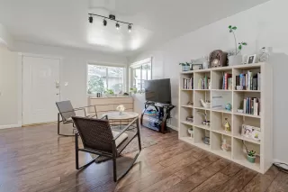 Photo #4: 221082204 Listing