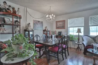 Photo #3: 221082871 Listing