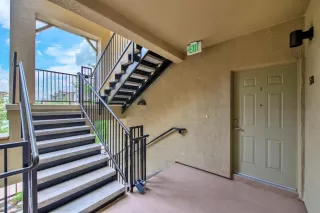 Photo #3: 221082988 Listing