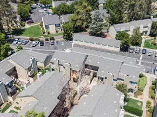 Photo #1: 221083778 Listing