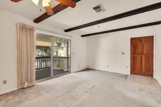 Photo #5: 221084061 Listing