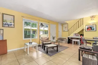 Photo #1: 221084515 Listing