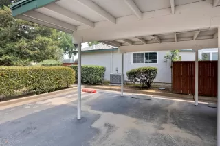 Photo #5: 221084555 Listing