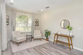 Photo #2: 221084781 Listing 