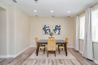 Photo #6: 221084781 Listing 