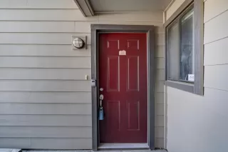 Photo #2: 221084910 Listing