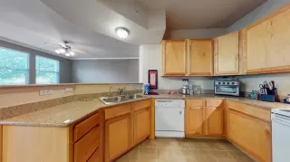 Photo #6: 221085219 Listing 