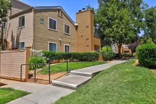 Photo #1: 221085328 Listing