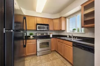 Photo #6: 221085608 Listing 