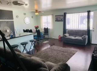 Photo #2: 221086171 Listing