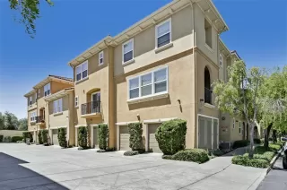 Photo #1: 221086195 Listing 
