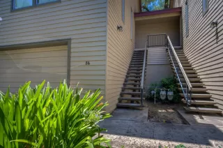 Photo #1: 221086312 Listing 