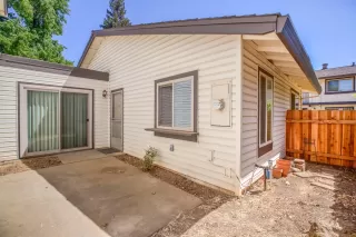 Photo #1: 221086348 Listing