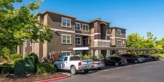 Photo #2: 221086587 Listing 