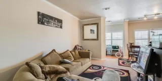 Photo #5: 221086587 Listing 