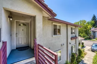 Photo #1: 221086851 Listing