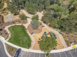 Photo #2: 221086951 Listing 