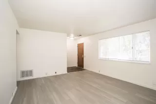 Photo #2: 221087008 Listing 