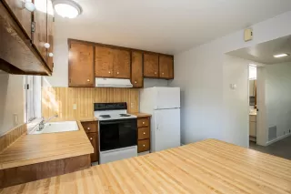 Photo #4: 221087008 Listing 