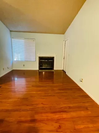 Photo #4: 221087010 Listing 