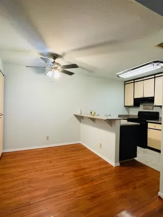 Photo #6: 221087010 Listing 