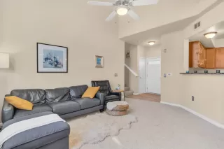 Photo #4: 221087098 Listing