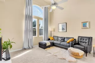 Photo #5: 221087098 Listing