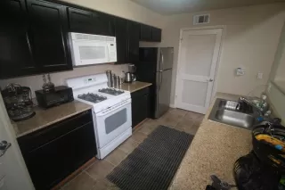 Photo #1: 221087677 Listing 