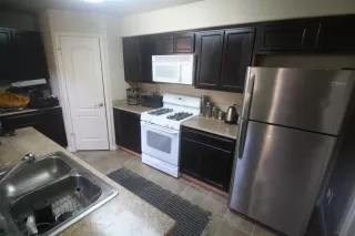 Photo #2: 221087677 Listing 