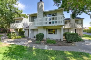 Photo #2: 221087806 Listing