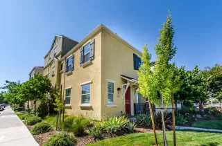 Photo #2: 221087994 Listing