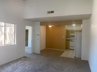 Photo #2: 221088046 Listing