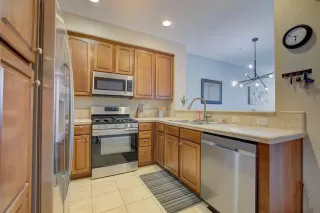 Photo #2: 221088417 Listing 