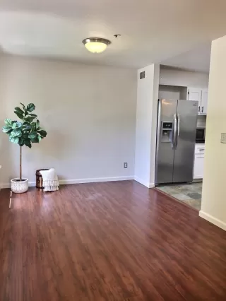 Photo #3: 221088531 Listing