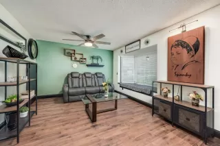 Photo #3: 221088652 Listing 