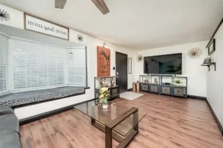 Photo #5: 221088652 Listing 