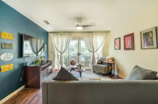 Photo #3: 221088776 Listing 